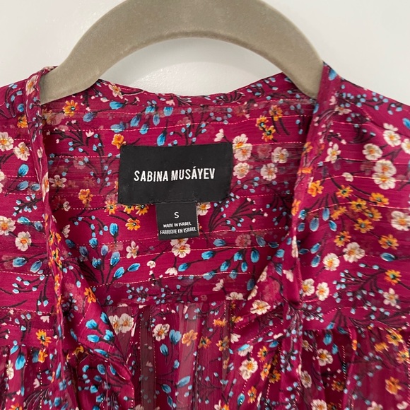 Sabina Musáyev Floral Burgundy Bell Sleeve Top Wens Size Small - Picture 2 of 9